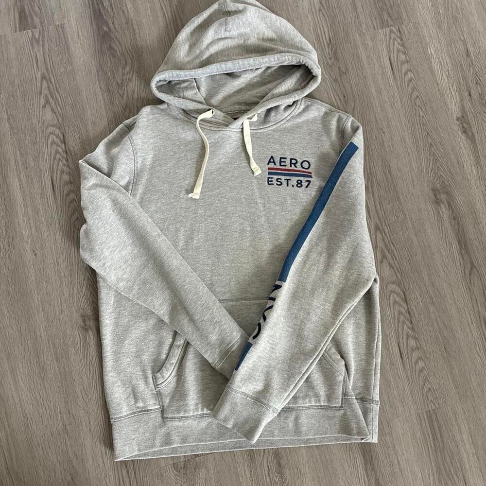 Aeropostale gray hoodie size large